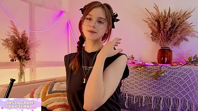 JennyDilly online show from November 30, 2025, 8:31 pm