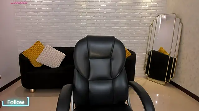 AlyssaDean online show from November 4, 2025, 11:36 am