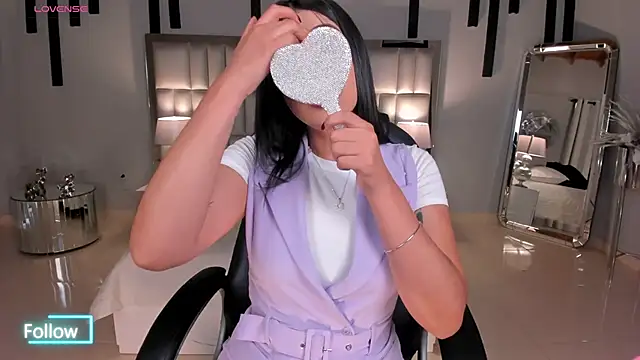 AlyssaDean online show from December 3, 2025, 11:31 am