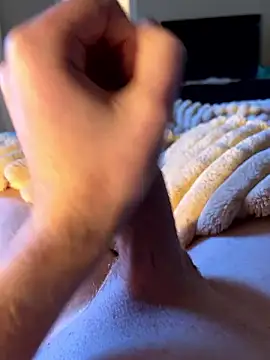 Snapshot of 40Cakes chatting on December 4, 2024, 10:46 pm 40Cakes online show from December 4, 2024, 10:46 pm