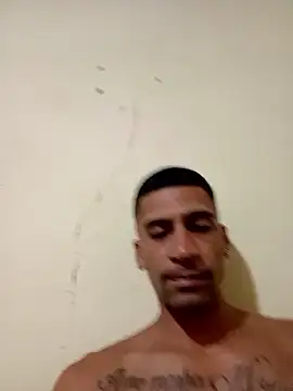 adriabis013 online show from January 17, 2026, 12:09 pm