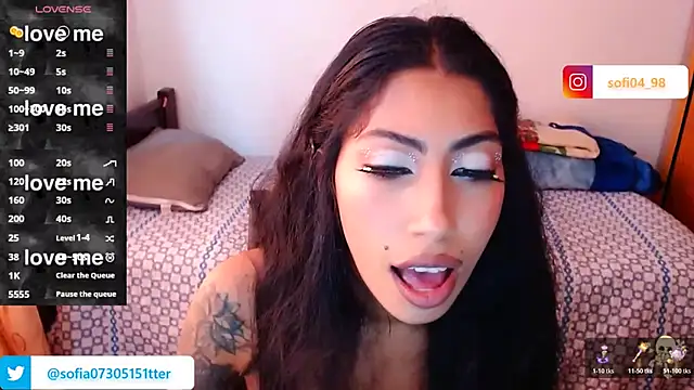 sofia rosse4 online show from November 13, 2025, 5:06 pm