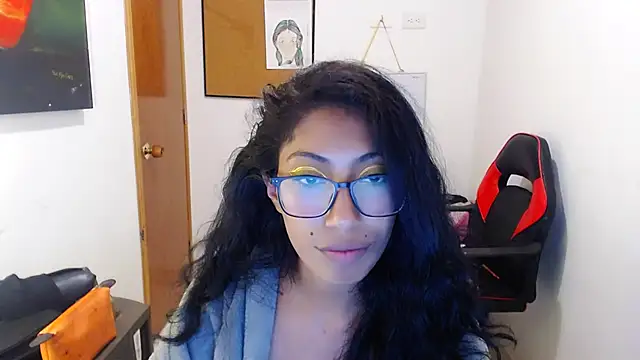Snapshot of sofia_rosse4 chatting on June 22, 2026, 12:16 am sofia rosse4 online show from June 22, 2026, 12:16 am