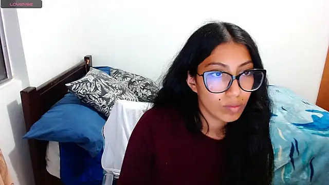 Snapshot of sofia_rosse4 chatting on September 29, 2025, 12:50 am sofia rosse4 online show from September 29, 2025, 12:50 am