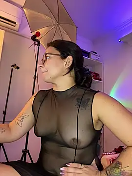 Snapshot of Amarantha_666 chatting on February 11, 2026, 10:31 pm Amarantha 666 online show from February 11, 2026, 10:31 pm