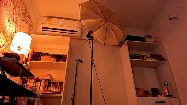 Snapshot of Amarantha_666 chatting on February 12, 2026, 11:15 pm Amarantha 666 online show from February 12, 2026, 11:15 pm