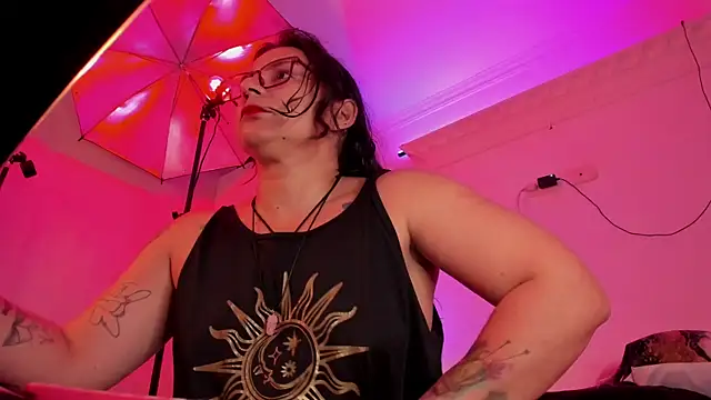 Snapshot of Amarantha_666 chatting on February 24, 2026, 10:32 pm Amarantha 666 online show from February 24, 2026, 10:32 pm