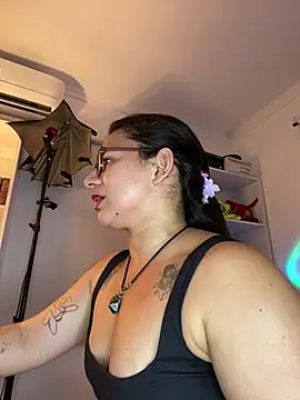 Snapshot of Amarantha_666 chatting on March 1, 2026, 4:45 am Amarantha 666 online show from March 1, 2026, 4:45 am