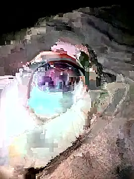 Snapshot of Theo852021 chatting on February 17, 2026, 4:21 am Theo852021 online show from February 17, 2026, 4:21 am