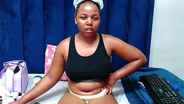 Snapshot of HotSmallTits chatting on March 29, 2026, 7:26 pm HotSmallTits online show from March 29, 2026, 7:26 pm