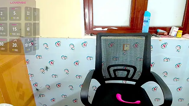   Saphia   online show from November 26, 2025, 12:54 am