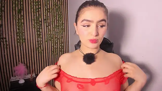 sofia 44 online show from June 25, 2026, 5:51 pm