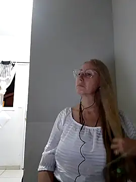 Snapshot of MILEIDE980 chatting on March 1, 2026, 1:38 am MILEIDE980 online show from March 1, 2026, 1:38 am