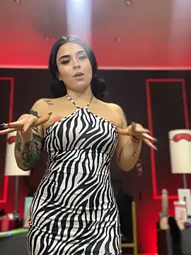 CharlotteScotte online show from November 11, 2025, 11:27 am