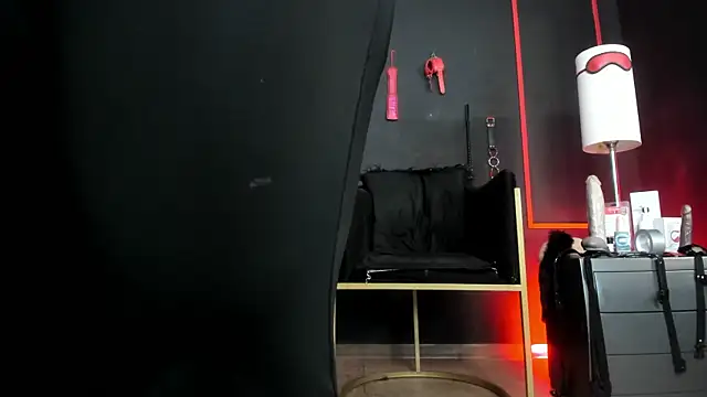 CharlotteScotte online show from November 21, 2025, 11:31 am