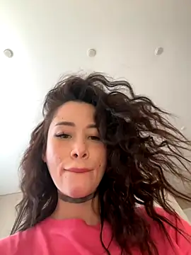 Snapshot of Yunasi chatting on September 17, 2025, 1:13 pm Yunasi online show from September 17, 2025, 1:13 pm