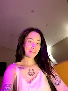 Snapshot of Yunasi chatting on September 28, 2025, 2:02 pm Yunasi online show from September 28, 2025, 2:02 pm