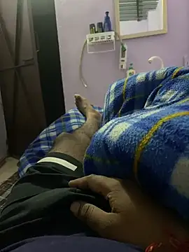 delhiboyz1 online show from February 24, 2025, 6:04 pm