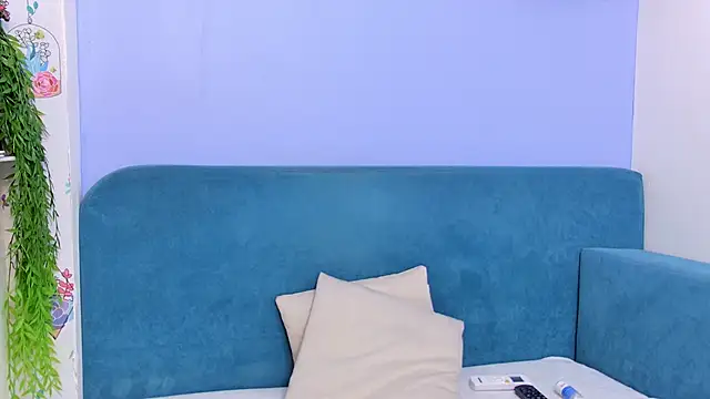 moon cake online show from February 4, 2026, 6:52 am