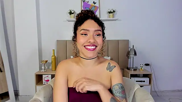 Zoe Gruber online show from July 24, 2026, 12:28 am