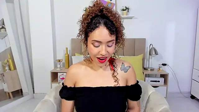 Zoe Gruber online show from June 21, 2026, 12:05 am