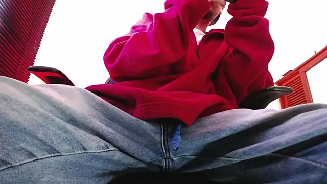 Snapshot of zacwatson_ chatting on March 24, 2026, 8:09 pm zacwatson online show from March 24, 2026, 8:09 pm