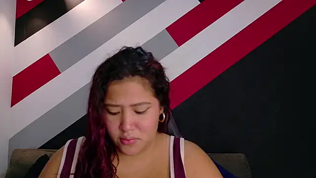 I am yours- online show from December 4, 2025, 11:42 am