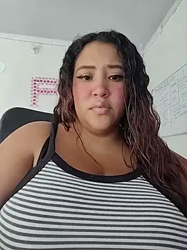 I am yours- online show from June 6, 2026, 4:12 pm