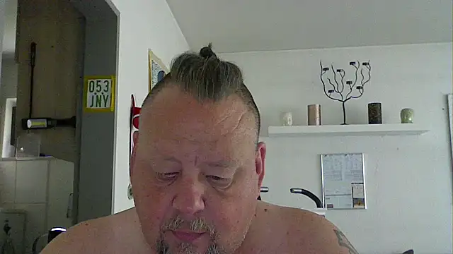 pimmelmann3 online show from May 5, 2026, 9:45 am