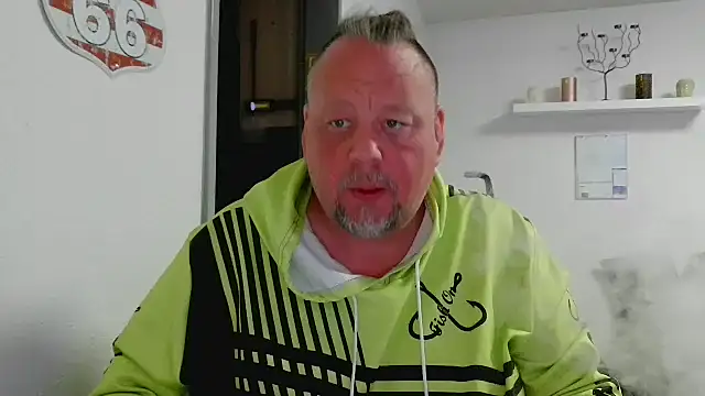pimmelmann3 online show from May 9, 2026, 10:46 pm