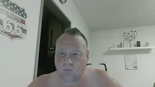 pimmelmann3 online show from June 12, 2026, 10:40 pm
