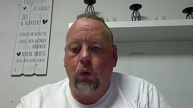 pimmelmann3 online show from May 4, 2026, 7:28 pm