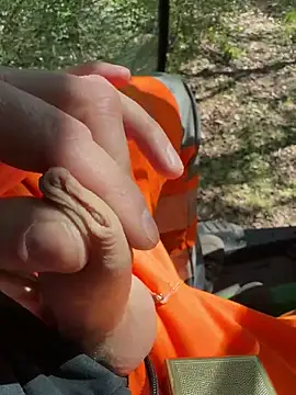 8rabe8 online show from April 22, 2026, 10:44 am