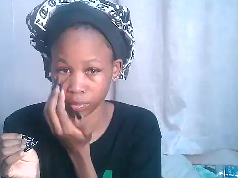 Snapshot of SexxyTerry chatting on October 3, 2025, 2:29 pm SexxyTerry online show from October 3, 2025, 2:29 pm
