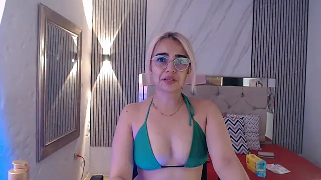 ashley  tylor online show from March 16, 2026, 12:40 am