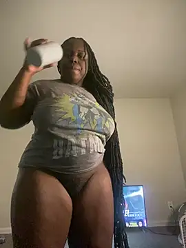 fantasygyal online show from June 2, 2026, 3:39 am
