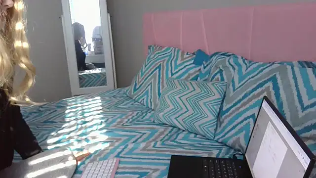 Snapshot of Wishgoddes chatting on January 12, 2026, 6:26 pm Wishgoddes online show from January 12, 2026, 6:26 pm