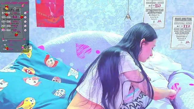 Snapshot of Vanessa_Florence chatting on February 1, 2025, 1:23 am Vanessa Florence online show from February 1, 2025, 1:23 am