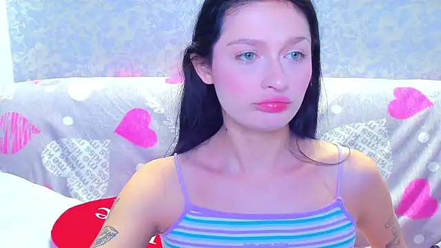 Snapshot of Vanessa_Florence chatting on November 28, 2025, 2:01 am Vanessa Florence online show from November 28, 2025, 2:01 am