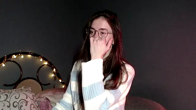 Snapshot of wow__kelly chatting on February 6, 2026, 4:25 pm wow kelly online show from February 6, 2026, 4:25 pm