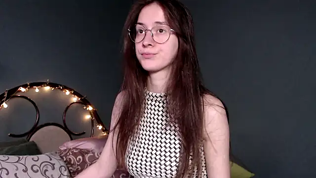 Snapshot of wow__kelly chatting on October 11, 2025, 2:07 pm wow kelly online show from October 11, 2025, 2:07 pm