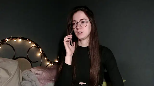 Snapshot of wow__kelly chatting on December 15, 2025, 3:07 pm wow kelly online show from December 15, 2025, 3:07 pm