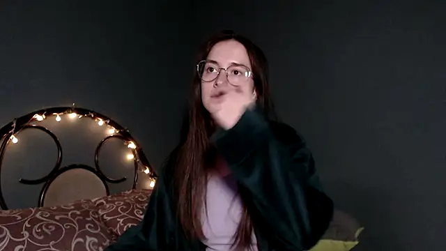 Snapshot of wow__kelly chatting on October 6, 2025, 2:51 pm wow kelly online show from October 6, 2025, 2:51 pm