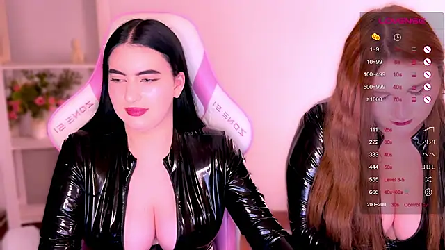 EvangelinaVangelis online show from December 1, 2025, 3:35 pm