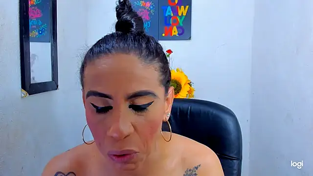 juanblakbigcock online show from November 21, 2025, 3:55 pm