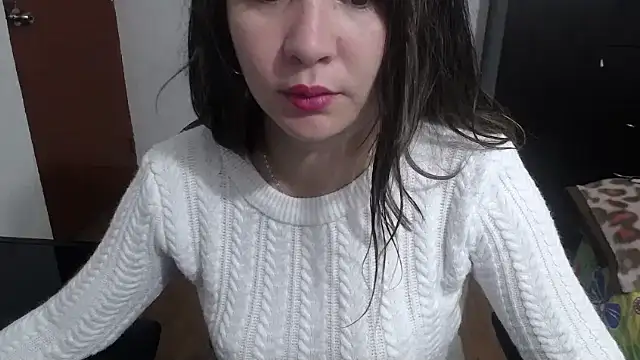 Snapshot of Luna_girlhot_ chatting on March 3, 2025, 6:46 pm Luna girlhot  online show from March 3, 2025, 6:46 pm