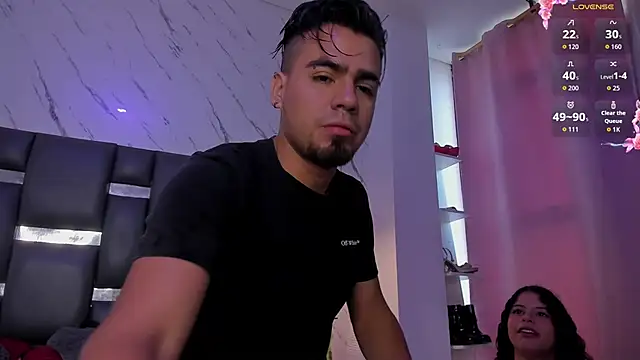 PittAndLunaa online show from March 26, 2026, 12:47 pm