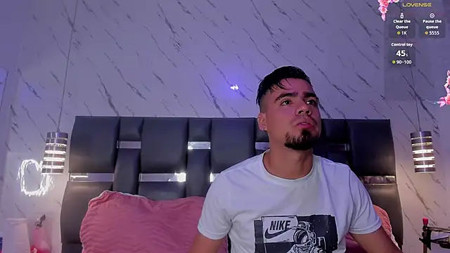 PittAndLunaa online show from February 24, 2026, 12:50 pm