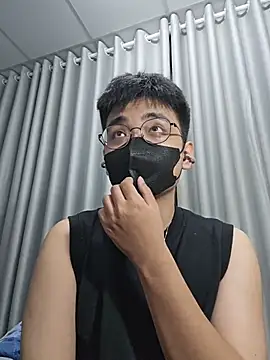 xboyvn9 online show from November 9, 2025, 3:05 pm