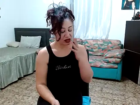 danasantoreal online show from November 16, 2025, 7:46 am